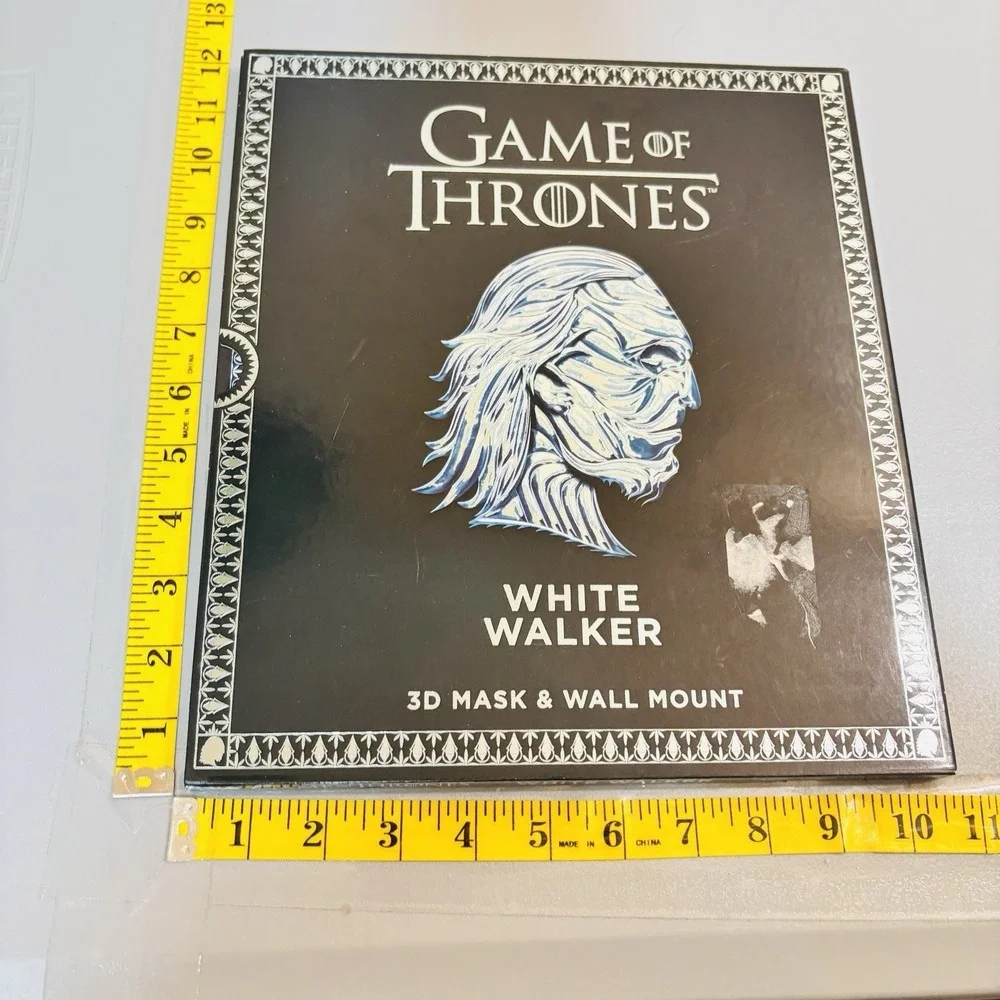 Game of Thrones White‎ Walker 3D Mask & Wall Mount Book New In Package See Pics